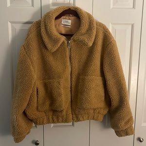 URBAN OUTFITTERS Teddy Jacket